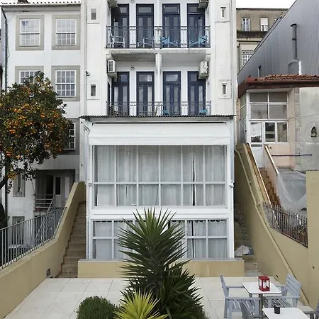 Pensionat Oportohouse 3*
